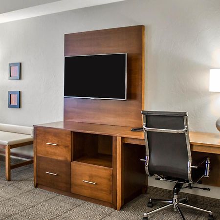 Comfort Suites Hartville-North Canton Uniontown Værelse billede