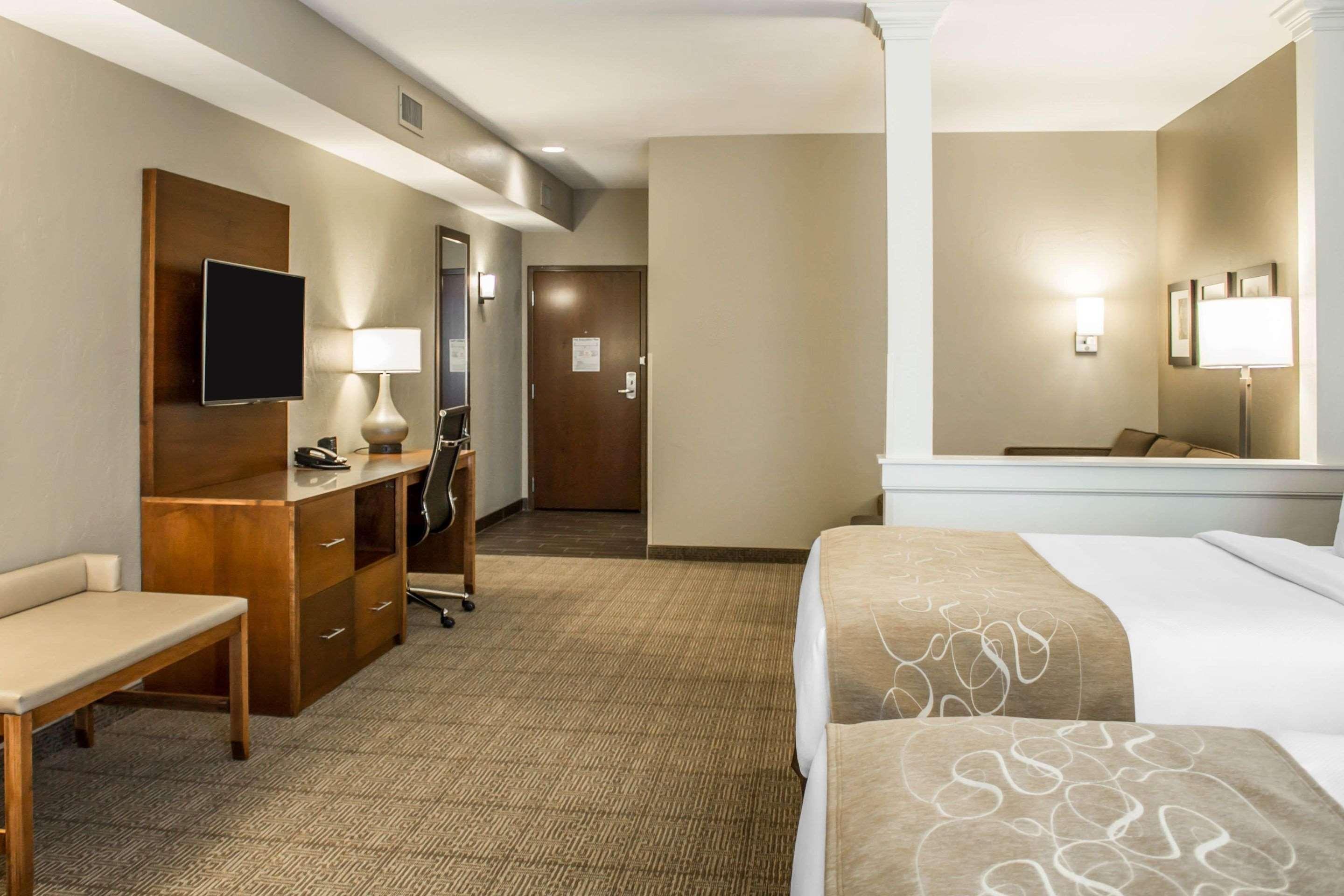 Comfort Suites Hartville-North Canton Uniontown Eksteriør billede