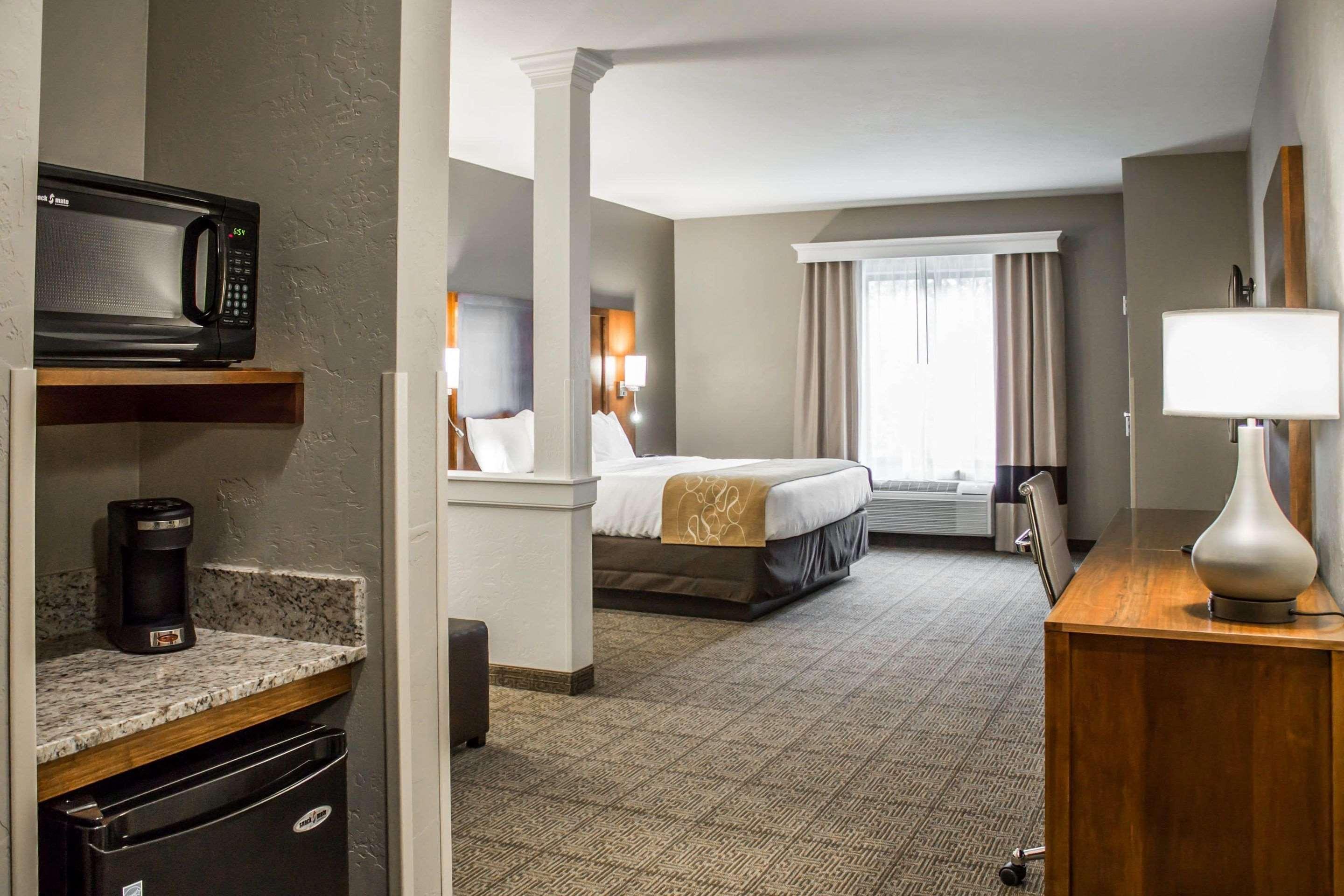 Comfort Suites Hartville-North Canton Uniontown Eksteriør billede
